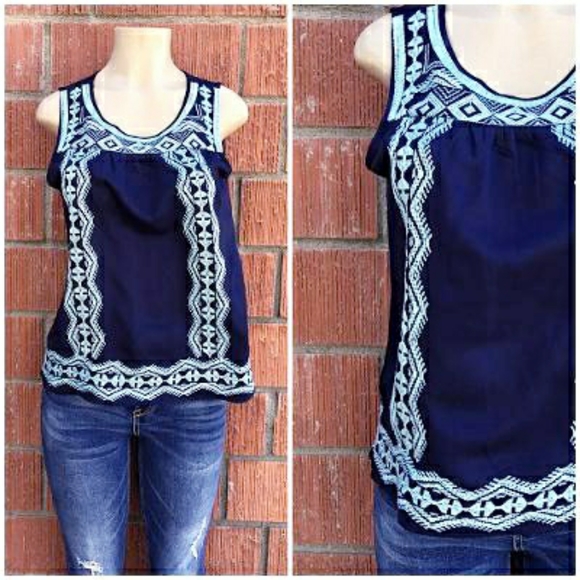 SKIES ARE BLUE Stitch Fix Navy Blue Embroidery Top - Picture 3 of 4